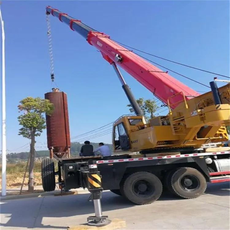 兴宁80吨吊车出租多少钱